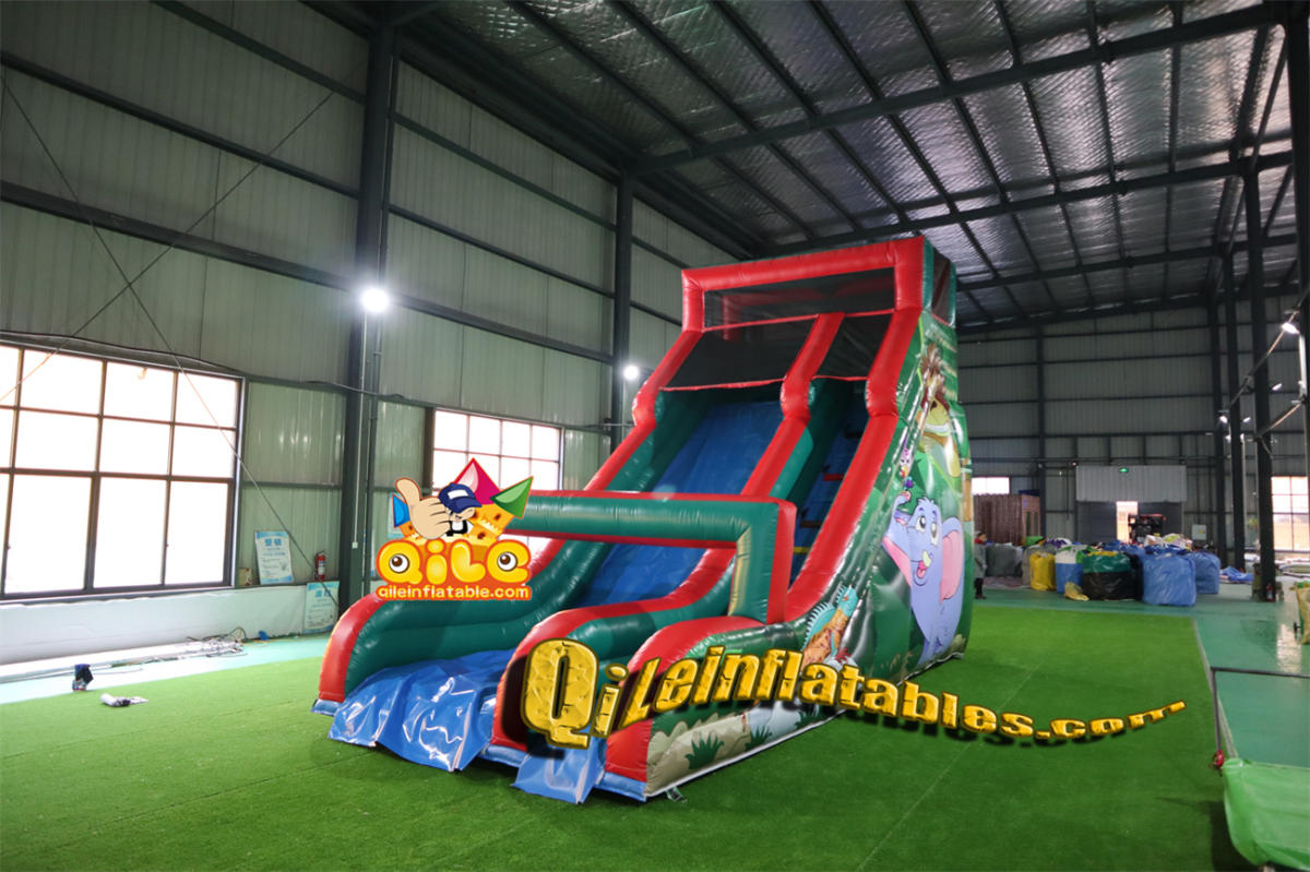 qile-7029 inflatable Forest, giraffes and elephants dry slide