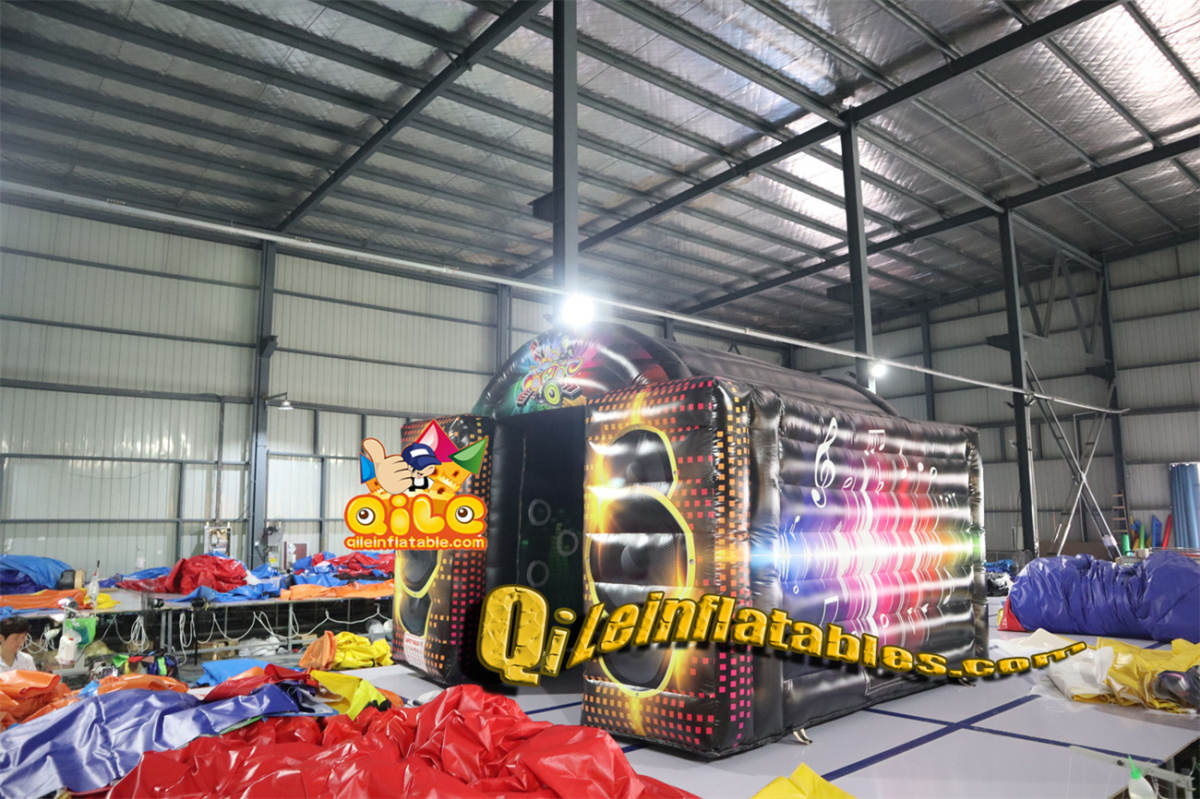 qile-5038 inflatable sports games