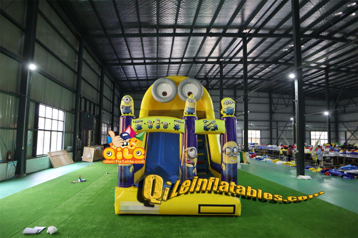 qile-7046 inflatable dry slide Minions slide
