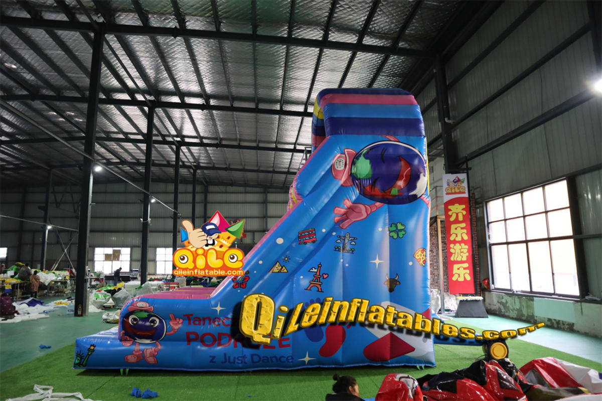 qile-7054 inflatable dry slide