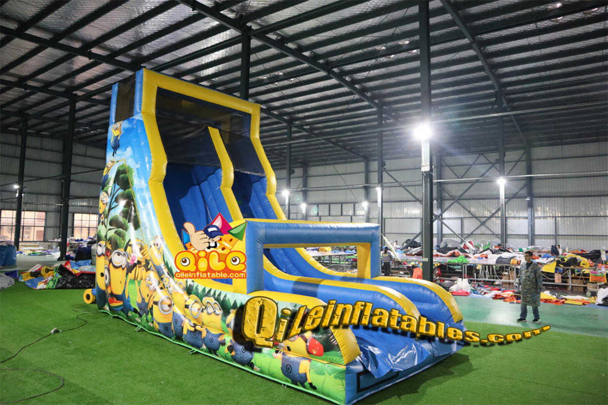 qile-7072 inflatable dry slide Minions slide