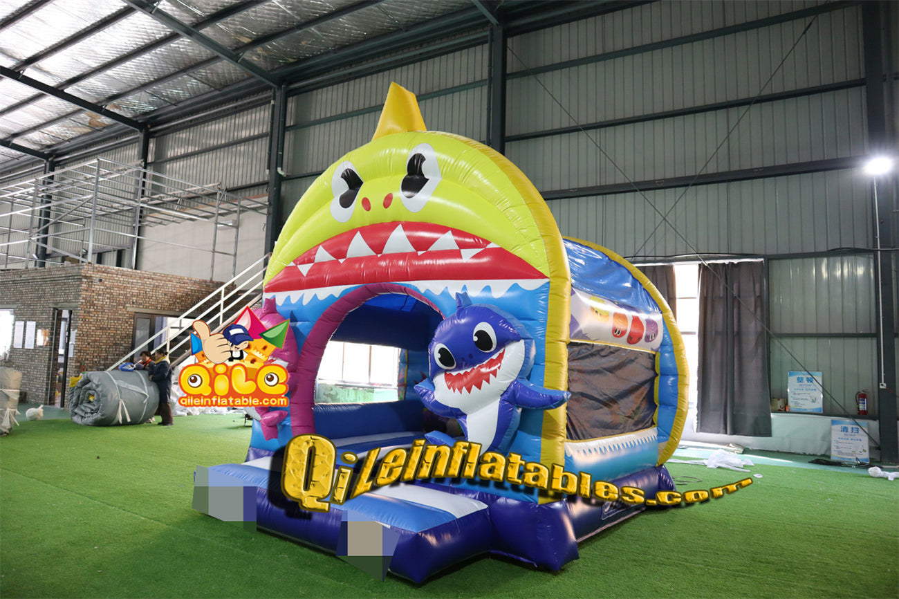 qile-1006 Ocean series shark and dolphin inflatable castle for sales