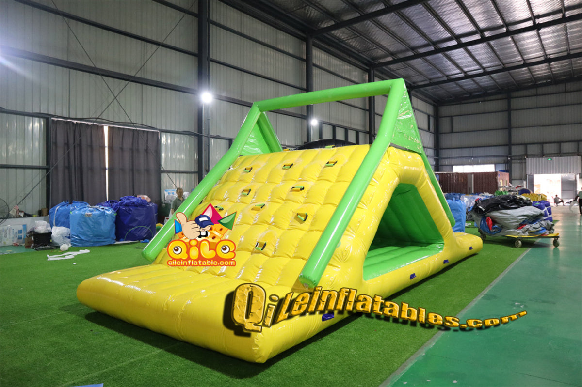 good-A001 inflatable water games hot sealed water park games