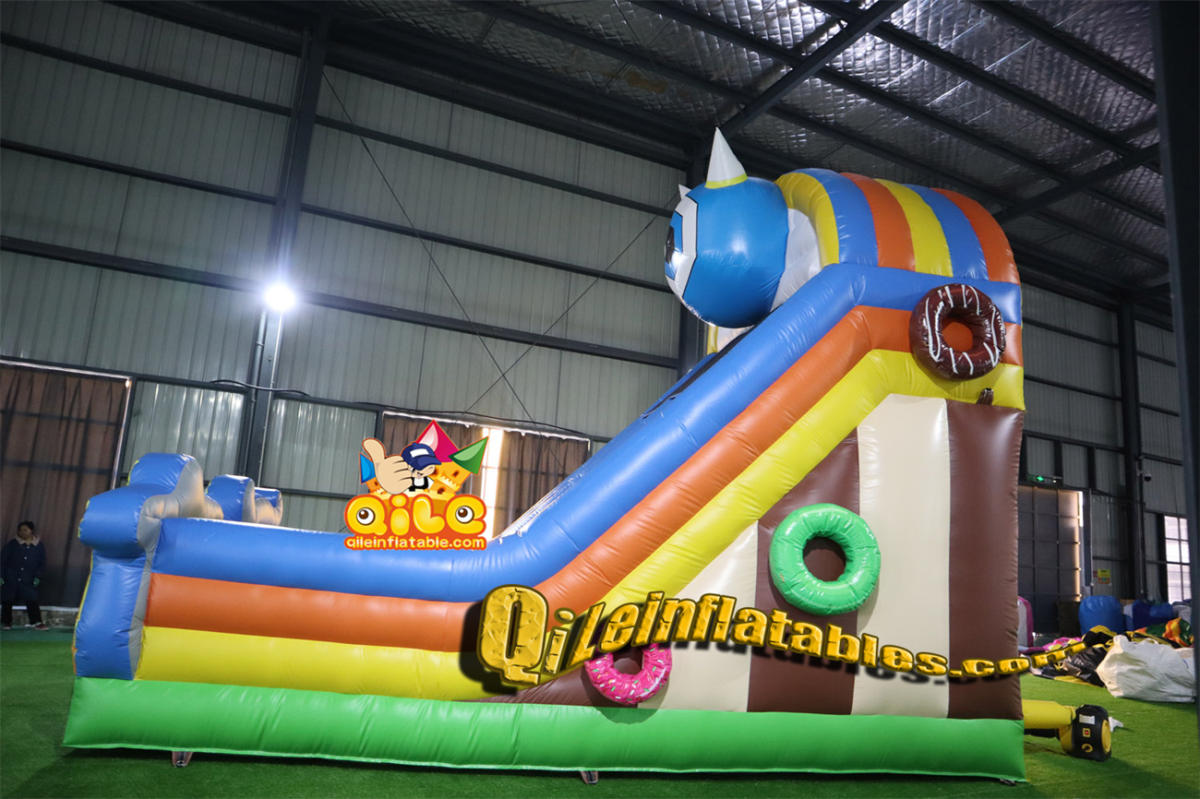 qile-7085  inflatable dry slide  Big-eyed monster Cyclops slide