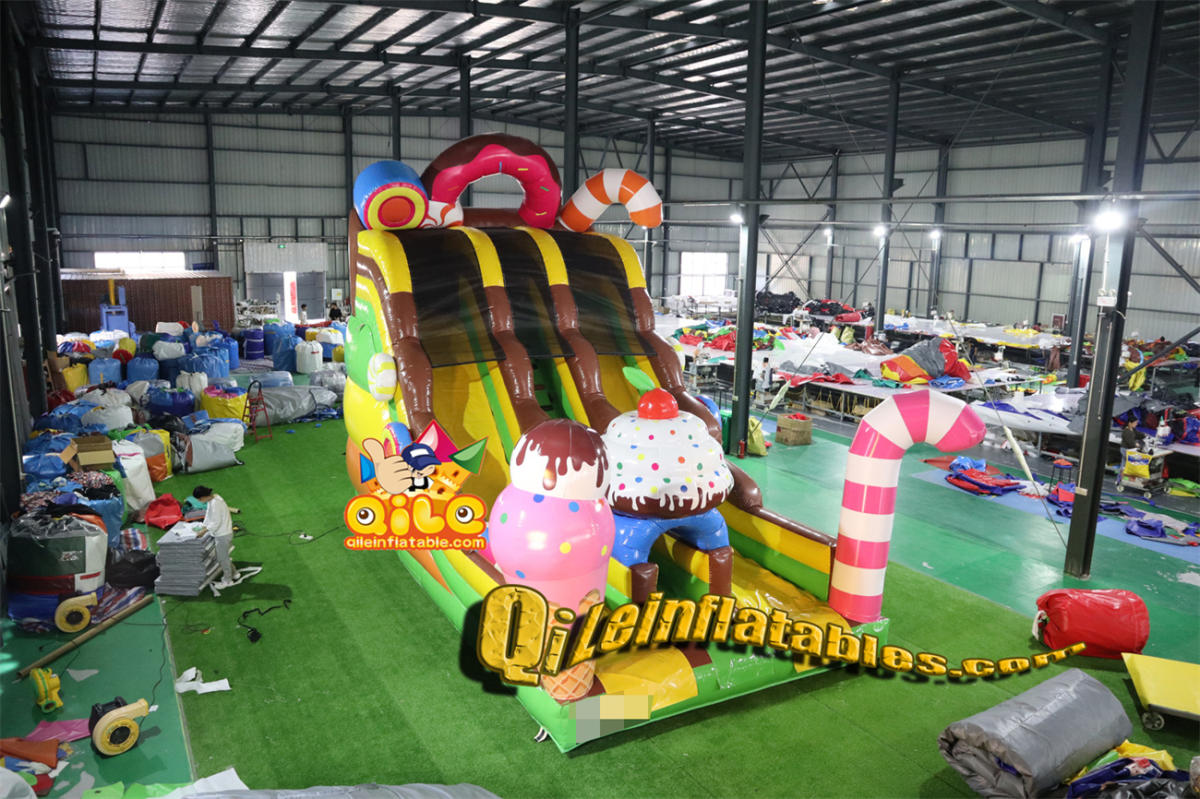qile-7093  inflatable dry slide