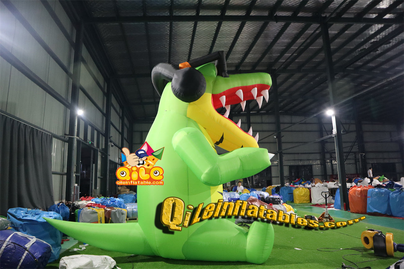 qile-4015 inflatable cartoon Crocodile wearing glasses